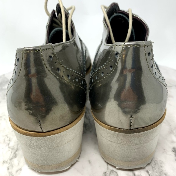 Contigo Italy Patent Leather Platform WingTip Oxfords 38 Metallic Minimalist - Picture 5 of 16